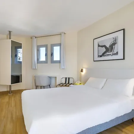 Antibes Hotell Juan-les-Pins