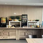 Ξενοδοχείο Antibes 3*