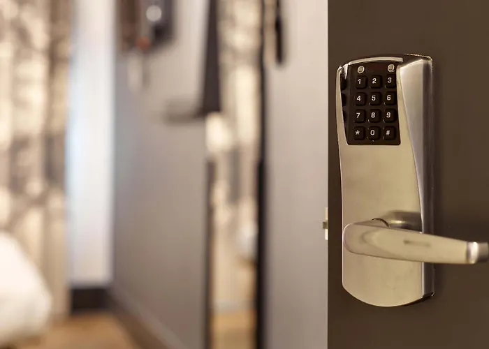 酒店 Antibes 胡安莱潘